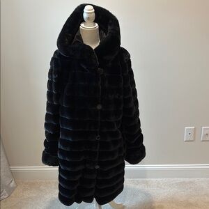 Elegant Black Reversible Faux Fur Coat